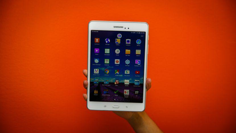 تبلت سامسونگ مدل Galaxy Tab A 8.0 LTE به همراه قلم S Pen ظرفيت 16 گيگابايت