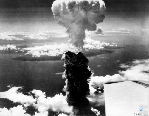 آلبوم عکس اولین انفجار بمب اتمی