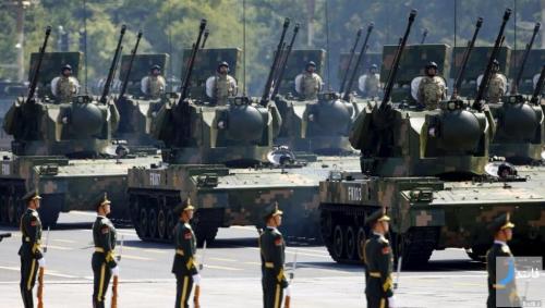 تصاویر رونمایی از تجهیزات و تسلیحات جدید نظامی چین