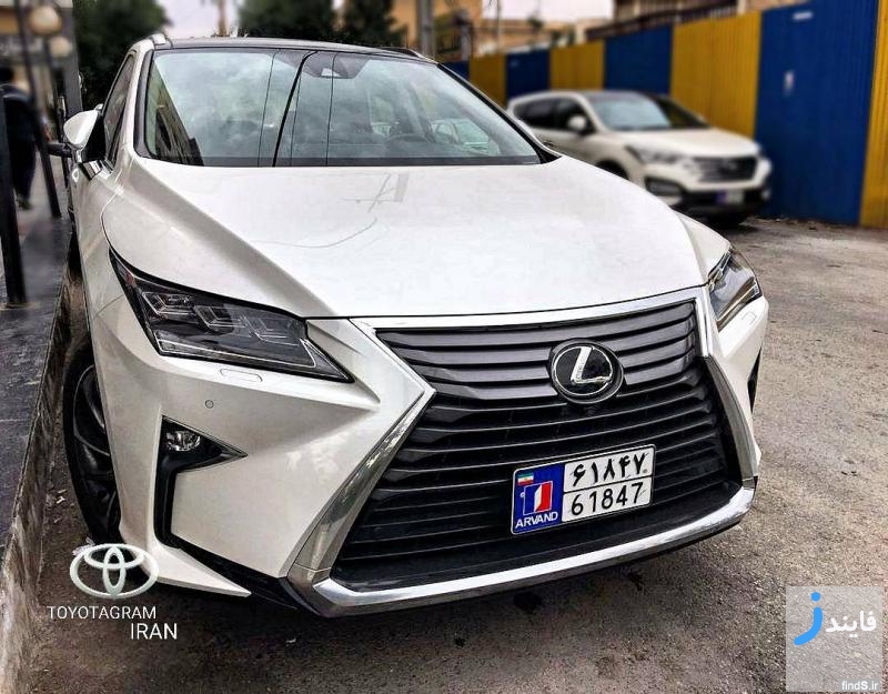 خودرو کار کرده لکسوس