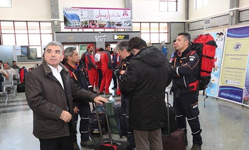حضورخانواده کشته شدگان سانحه هوایی هواپیمایی ترکیه ای در فرودگاه شهرکرد