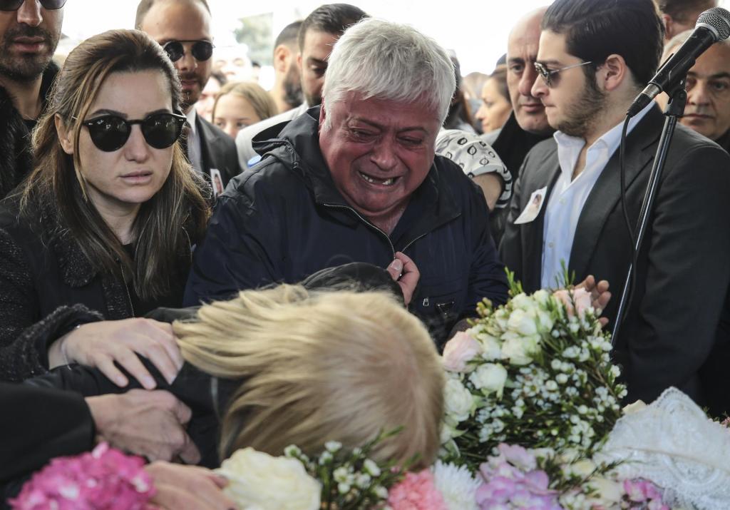 جسد خلبان هواپیمای میلیاردر تُرک، همچنان در خاک ایران است