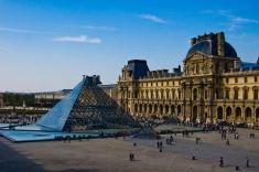 معرفی موزه مشهور لوور فرانسه (Louvre)