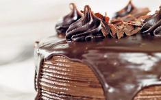 طرز تهیه کیک شکلاتی خوشمزه | آموزش پخت کیک شکلات برای 6 نفر