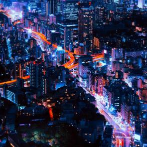 Tokyo, Japan | Photo by Pawel Nolbert