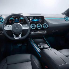 Mercedes-Benz B-Class 2020 interior #3