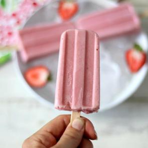 بستنی چوبی | Strawberry Banana Smoothie Popsicle