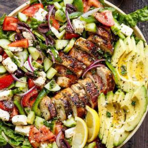 سالاد آووکادو مرغ یونانی | Loaded Greek Chicken Avocado Salad