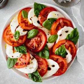 سالاد ایتالیایی کاپریس | Caprese Salad