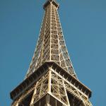Eiffel Tower | Photo by Justin Chrn on Unsplash