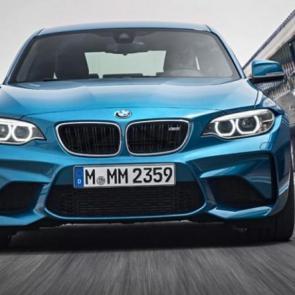 بی ام دبلیو 2016 BMW M2 موتور : 3 لیتری 6 سیلندر با قدرت 365 اسب بخار

شتاب صفر تا 100 : 4.2 ثانیه 

این خودرو بهار 2016 وارد بازار خواهد شد.