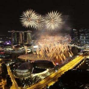 جشن سال 2016 میلادی در سنگاپور - منبع و عکاس : Suhaimi Abdullah/Getty Images