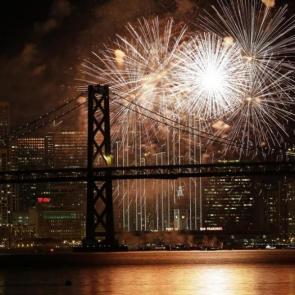 جشن سال نو و آتش بازی در سن فرانسیسکو - آکلند / Marcio Jose Sanchez/AP