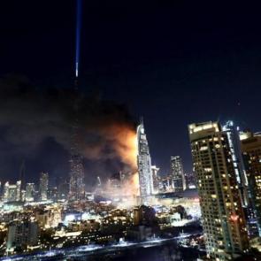 #5 آتش سوزی در هتل آدرس دبی / REUTERS/Ahmed Jadallah