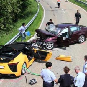 Lexus LFA Nürburgring Car Crash