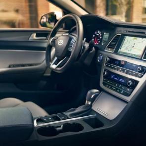 Hyundai Sonata 2017 interior #17