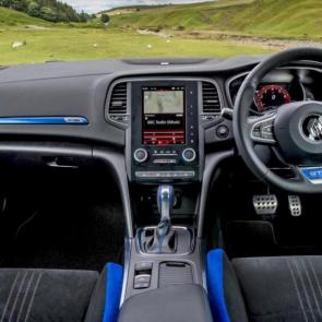 Renault Megane 2016 interior #11