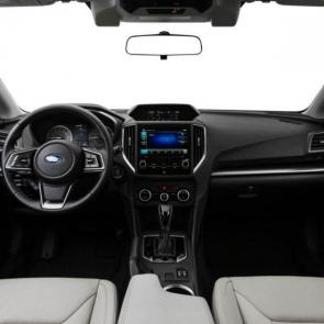 2.0i Limited 5-door interior shown in Ivory Leather with optional equipment 
