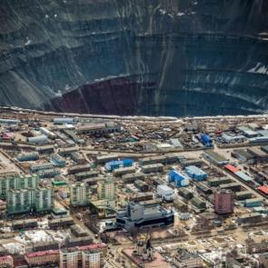 نمایی از معدن الماس در یاکوتیا Yakutia روسیه