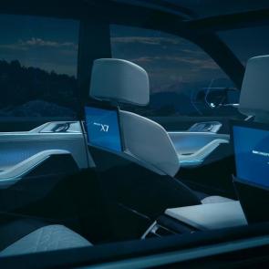 BMW Concept X7 iPerformance #2