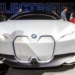 BMW i Vision Dynamics مدل 2021 در نمایشگاه خودروی لس آنجلس 2017