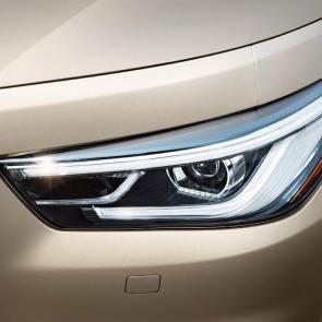 2018 INFINITI QX80 SUV Exterior | LED Signature Headlights