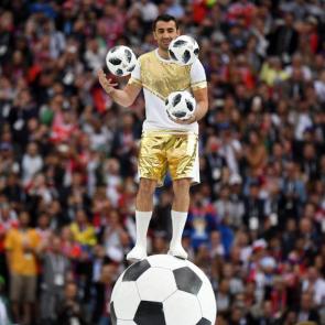 And a juggler proves to be a crowd pleaser too.
Photograph: Kirill Kudryavtsev/AFP/Getty Images