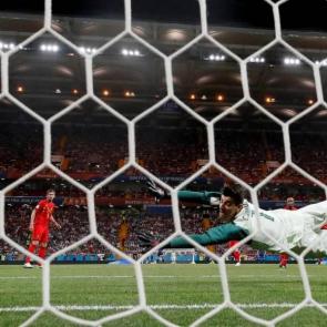 تصاویر بازی ژاپن با بلژیک در جام جهانی 2018 روسیه #7
لحظه به ثمر رسیدن گل دوم بازی