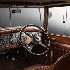 نمایی از درون کابین بنتلی 8 لیتری / Bentley 8-litre interior