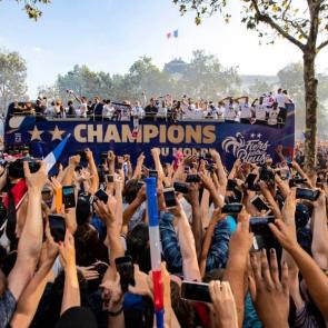 آلبوم عکس ورود تیم ملی فرانسه به پاریس پس از قهرمانی در جام جهانی 2018 روسیه #2
