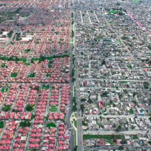 فاصله طبقاتی میان فقرا و ثروتمندان - Mexico City, Mexico