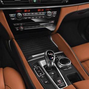 8-speed Sport Automatic Transmission in the BMW X6 M