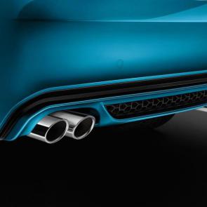 Double tailpipes on the BMW X6 M in Long Beach Blue Metallic