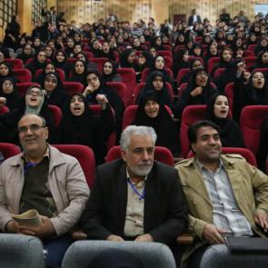 تصاویر دیدار حسن روحانی با دانشجویان دانشگاه های سمنان آذر 97 #3