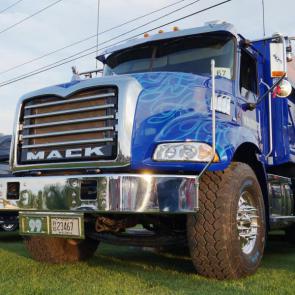 آلبوم عکس زیباترین کامیون‌های ماک #2 / 2013 Mack Truck Granite Series