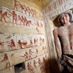 A statue inside the tomb of Wahtye. (Mohamed Abd El Ghany/Reuters)