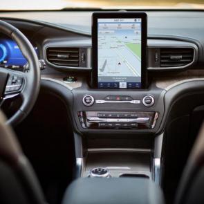 The large touchscreen can be used full-screen (shown) or in split-screen mode to show two things at once(Credit: Ford)