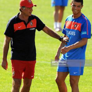 Carlos Queiroz (L) and forward Cristiano Ronaldo (R) attend the team afternoon training session at Covilha Sports Complex in Covilha, central Portugal, on May 21, 2010. Portugal is holding training camp in preparation for the upcoming WC2010 in South Africa. AFP PHOTO/ FRANCISCO LEONG (Photo credit should read FRANCISCO LEONG/AFP/Getty Images)