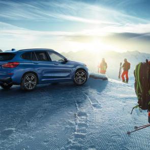  Explore every terrain with the BMW X1’s increased ground clearance and all-surface traction of BMW’s intelligent all-wheel drive. 