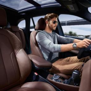  Inner beauty. Drive in comfort from the optional front Sport Seats in optional Mocha Dakota leather. 