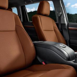 آلبوم عکس شاسی بلند تویوتا هایلندر مدل 2019 / Limited interior shown in Saddle Tan with available Platinum Package 