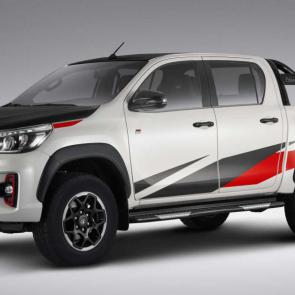 Toyota Hilux GR-S #7