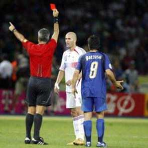 اخراج زین‌الدین زیدان از بازی فینال جام جهانی 2006