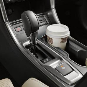 Front center console with dual integrated cup holders and dual USB ports