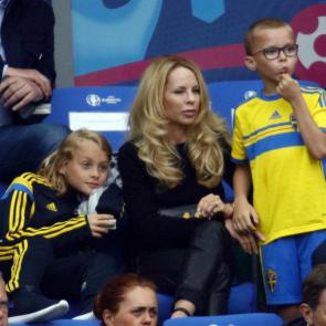 عکس همسر و فرزندان زلاتان ابراهیموویچ | Zlatan Ibrahimovic wife and kids