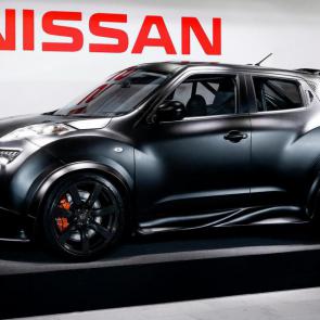 Nissan_Juke-R #1