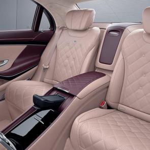  S 560 Sedan in designo Silk Beige/Satin Red Pearl Exclusive semi-aniline leather 