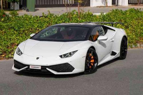  White Lamborghini Huracan, 2018 
