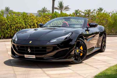  Black Ferrari Portofino, 2020 