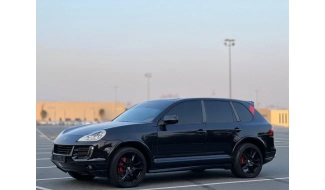 Porsche Cayee GTS مشکی مدل 2010 در دبی